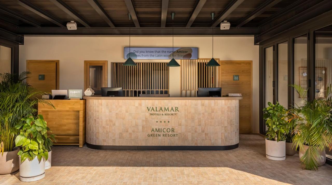 Valamar Amicor Resort Stari Grad  Eksteriør billede