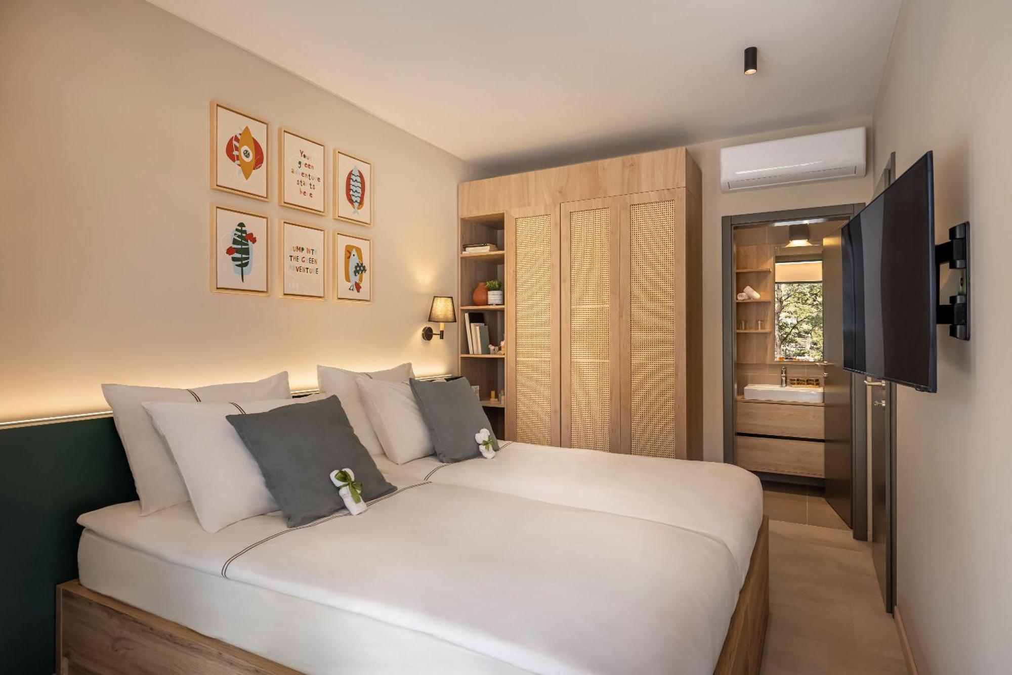Valamar Amicor Resort Stari Grad  Værelse billede